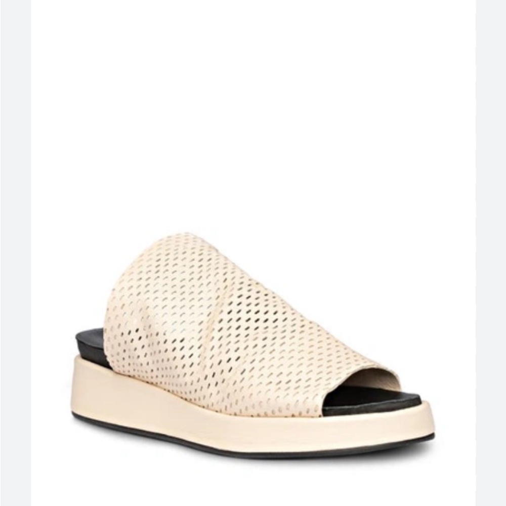 Golo Shoes Lyndon Platform Sandals Slides Leather Perforated Cream 6